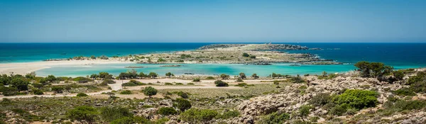 Yunanistan, Girit Elafonisi plaj manzarası tepeden — Stok fotoğraf