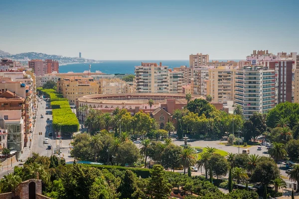 Şehir Malaga yüksek noktadan Panorama görünümünü