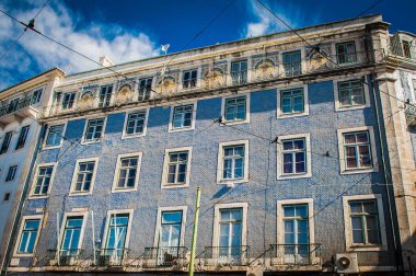 Mavi-beyaz duvar karoları Lizbon Portekiz telenemnt ev