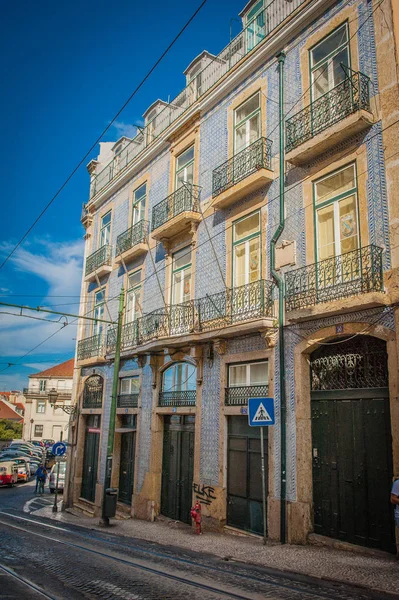 Mavi-beyaz duvar karoları Lizbon Portekiz telenemnt ev