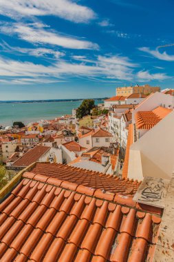 Şehir Portekiz Lizbon panorama görüntüsü, çatı en fazla yüksek p