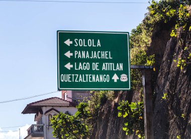 Guatemala 'nın merkezinde yol tabelası