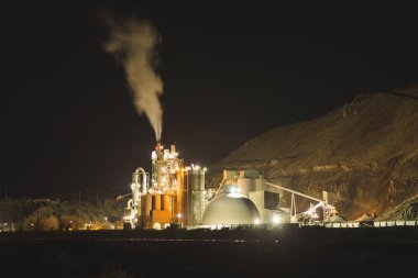 Geceleri Beton Santrali