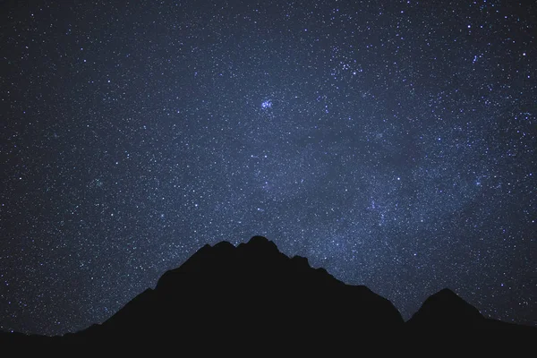 Estrellas y Siluetas en el Parque Nacional Zion — Foto de Stock