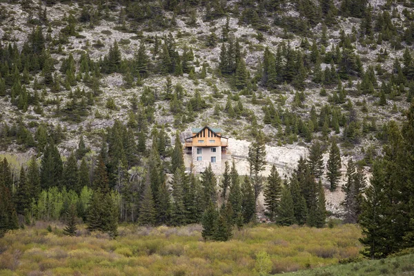 Casa Construida en Cliffside — Foto de Stock