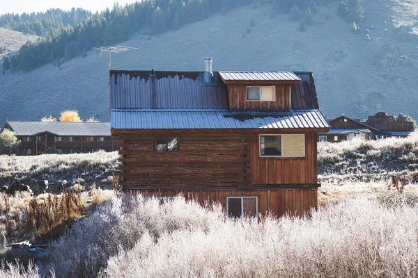 Cabaña de invierno en Stanley, Idaho — Foto de Stock