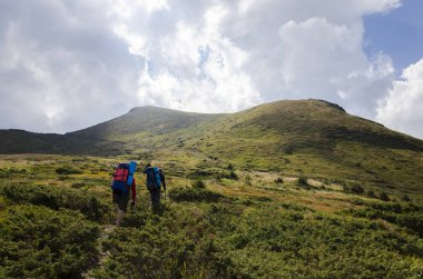 tırmanma grubu yürüyüşçü