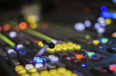 video karıştırıcı aygıt