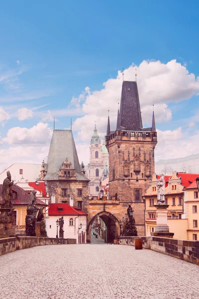 Karlsbrücke, Prag — Stockfoto