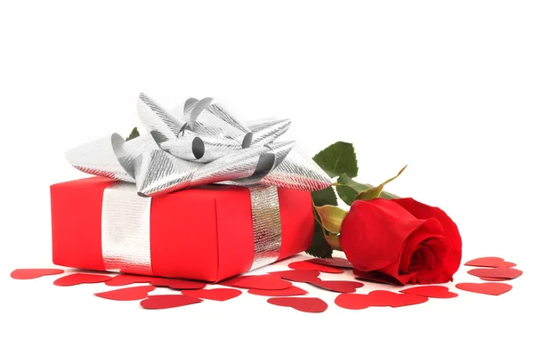 Τριαντάφυλλο και δώρο — Φωτογραφία Αρχείου