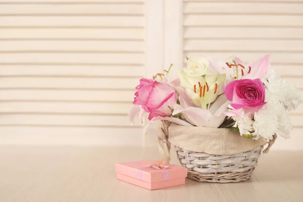 Cesta de flores —  Fotos de Stock