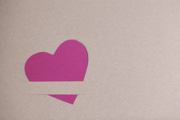 Serca z różowym papierze — Zdjęcie stockowe