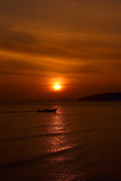 Longtail boats on sunset — Stock Photo, Image