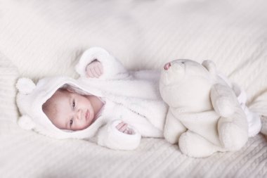 Yeni doğan bebek kız