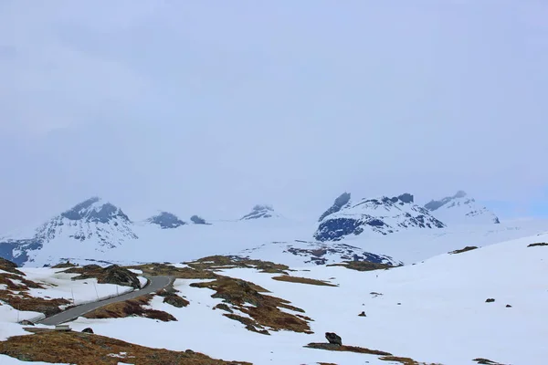 Wiosenny krajobraz Norwegia — Zdjęcie stockowe