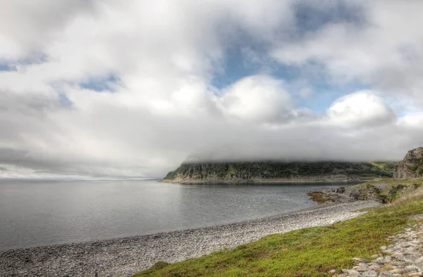 Norwegischer Fjord und Berge — Stockfoto