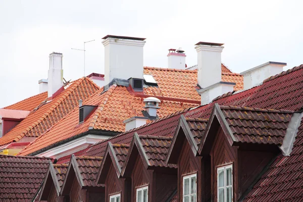 Casas en el casco antiguo de Tallin — Foto de Stock