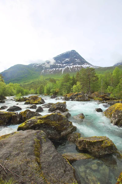 Rio Glacial, Noruega — Fotografia de Stock