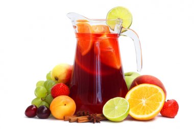 Sangria ve meyveler
