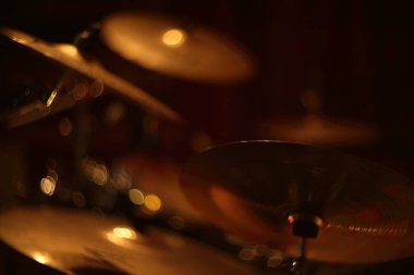 Stüdyoda davul seti