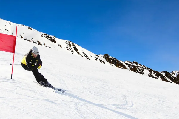 Büyük Slalom Kayak racer