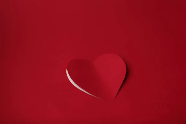 Heart cut in paper background — Stock Photo, Image