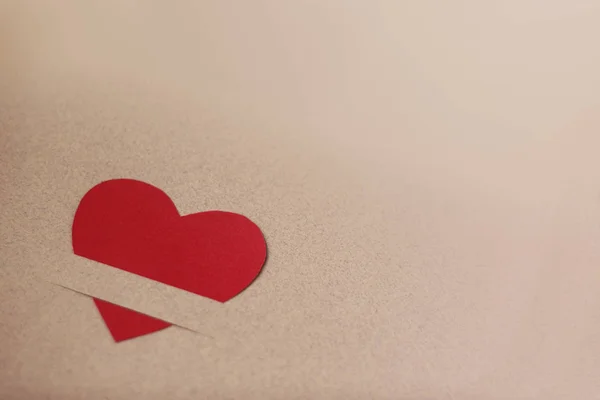 Corazón de papel rojo — Foto de Stock