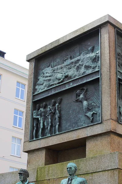 Памятник Тьюэнде Архундре — стоковое фото