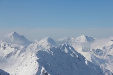 Soelden 'de kış dağları