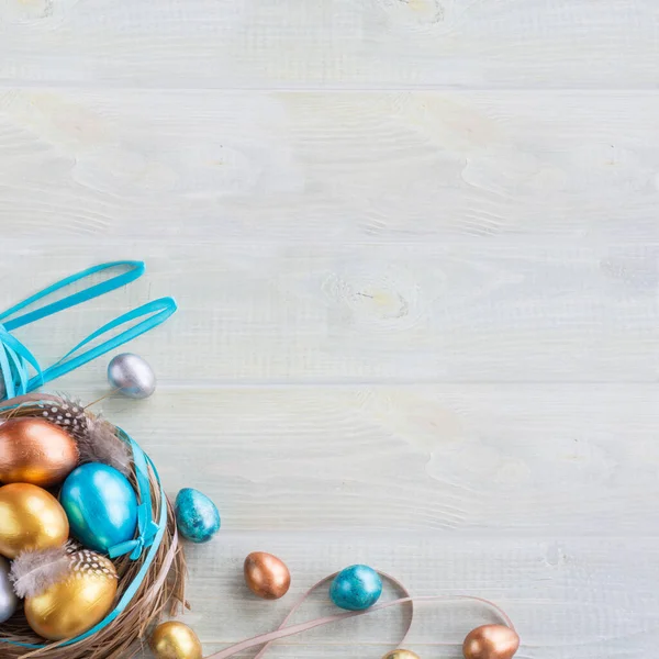 Beautiful Happy Easter Holiday Greeting Banner Easter Nest Colored Eggs — Stock Photo, Image