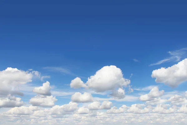 Blauer Himmel Mit Wolken Tag Hintergrund Mit Kopierraum Für Textgestaltung — Stockfoto