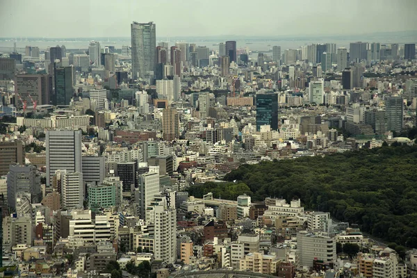 在东京，日本的高层建筑鸟瞰图 — 图库照片