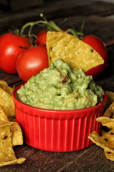 Guacamol in a red bowl — Stock Photo, Image