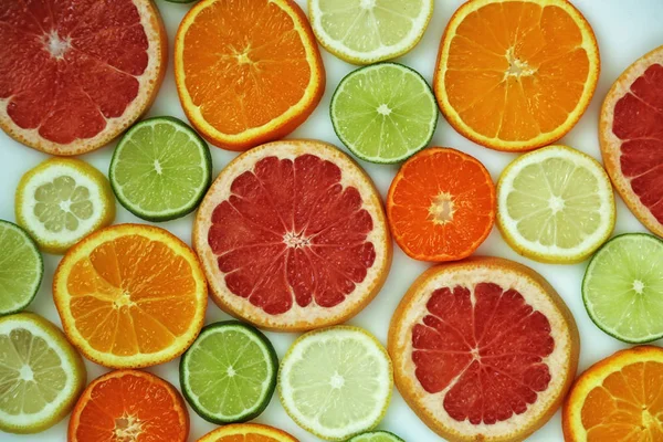 Fatia fresca de frutas — Fotografia de Stock