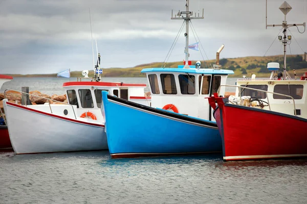Bateaux de pêche au port — Photo