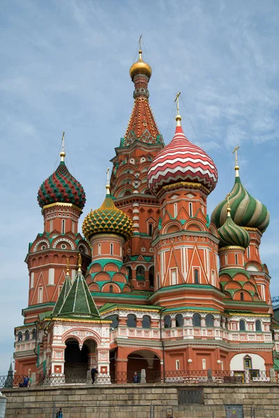 Iglesia de San Basilio en Moscú en Rusia — Foto de Stock