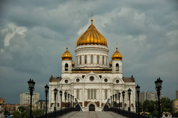 Собор Христа Спасителя в Москве — стоковое фото