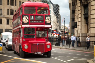 Londra'nın kırmızı Çift katlı otobüs