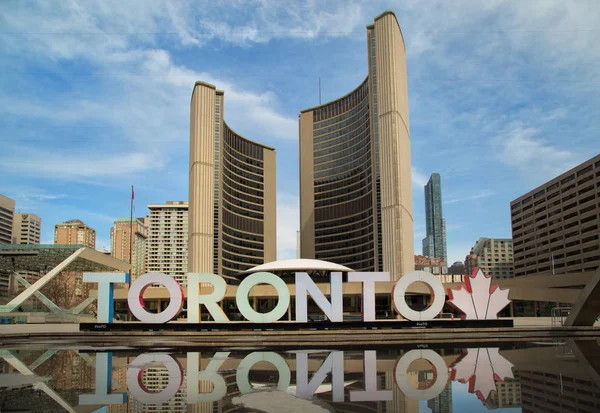 Цветной знак Торонто в Торонто, Канада — стоковое фото