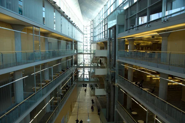 Interior de la biblioteca pública en jalá sota Estados Unidos — Foto de Stock