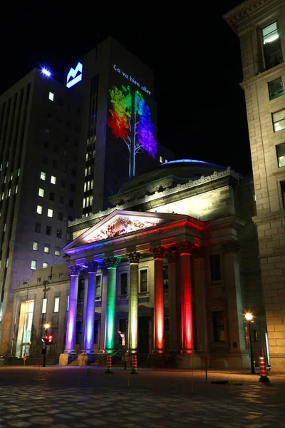 Montreal Canada April 2020 Building Downtown Montreal Rainbow Colours Corona — Stock Photo, Image