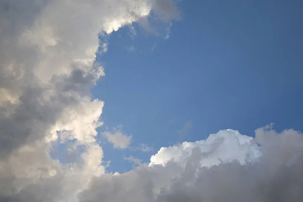 Μαζεύοντας σύννεφα καταιγίδας με το ηλιοβασίλεμα Νούμερο 17 — Φωτογραφία Αρχείου