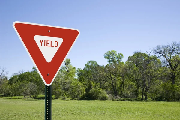 Red Rield Sign Green Landscape Grass Trees Blue Sky — Foto de Stock