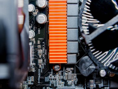 elektronik devre anakart ile bir anakart yakın çekim 
