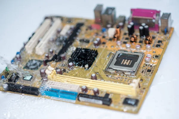 Close up van elektronica circuit moederbord een moederbord — Stockfoto