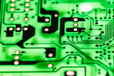 Teknoloji elektronik devrelerin anakart arka plan (ana kurulu, cpu anakart, mantık kurulu, sistem kartı veya mobo yakın çekim)
