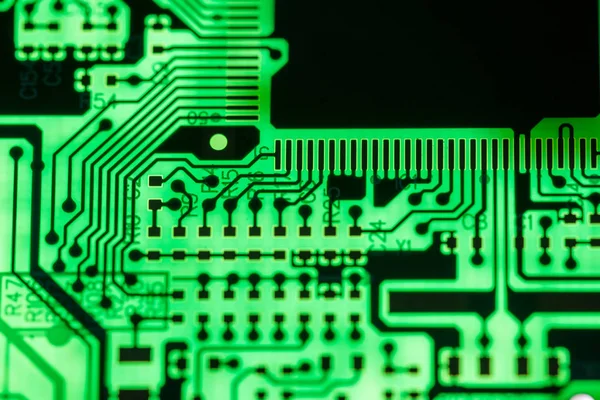 Close-up van elektronische schakelingen in technologie op moederbord achtergrond (Main bestuur, cpu, Moederbord, logica, systeemkaart of mobo) — Stockfoto