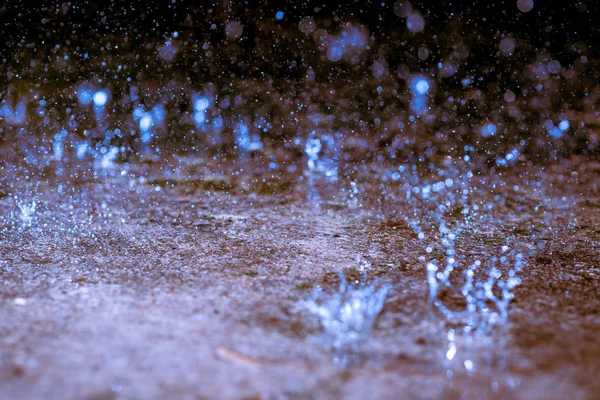 Regen Bokeh Hintergrund, kreisförmige Fakula, abstrakt, abstrakt bunt defokussiert — Stockfoto