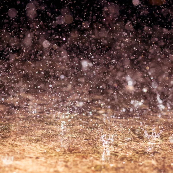Hujan latar belakang bokeh, facula melingkar, abstrak, abstrak penuh warna defocused — Stok Foto
