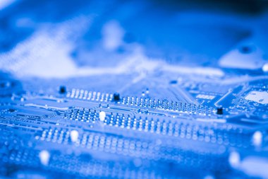 Soyut yakın çekim teknoloji elektronik devrelerin anakart bilgisayar arka plan üzerinde (mantık kurulu, cpu anakart, ana kurulu, sistem kartına, mobo)
